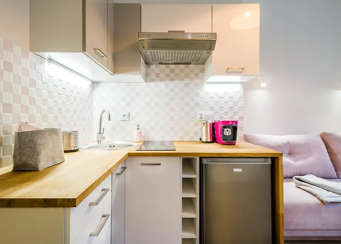 Studio Apartment